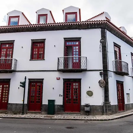 Design By The Farm - Azores Boutique House * Πόντα Ντελγκάντα