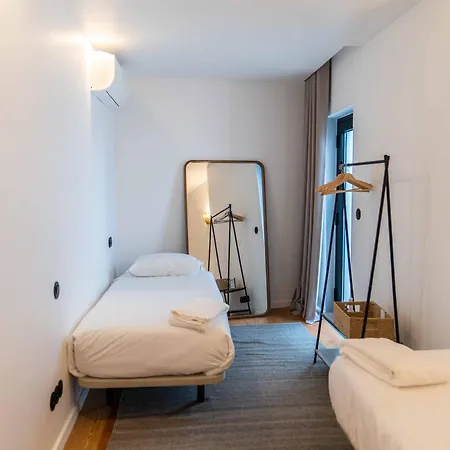 Design By The Farm - Azores Boutique House アパート