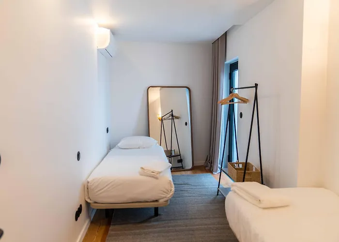 Design By The Farm - Azores Boutique House Apartment